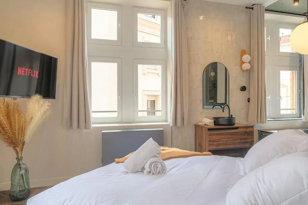Labolla, Charmant Cocon Avec Spa, Coeur De Lyon location
